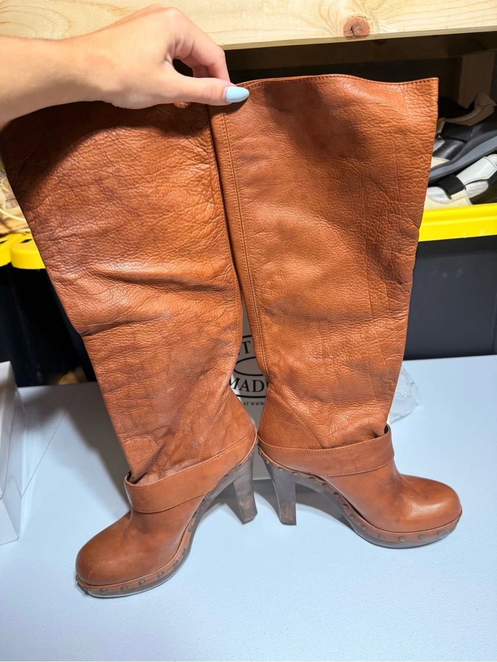 Steve Madden never worn